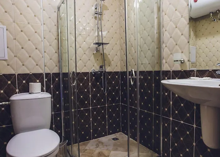 Otel Avenue Deluxe 4*