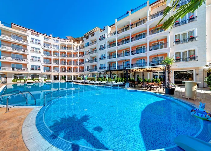 Avenue Deluxe Otel 4*