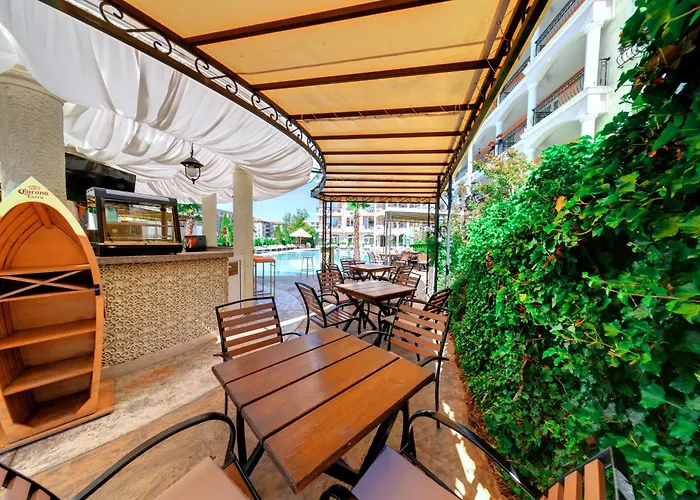 Avenue Deluxe Sunny Beach