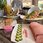 Avenue Deluxe فندق 4*