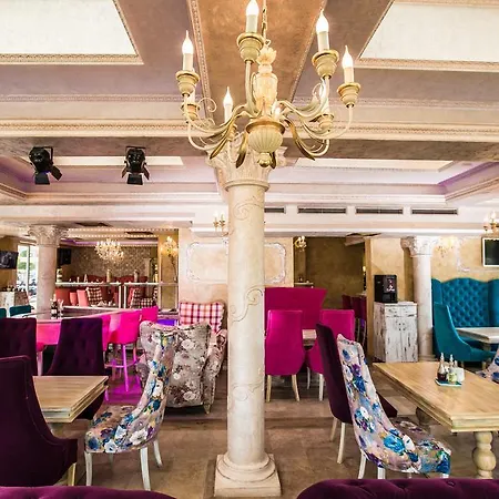 Hotel Avenue Deluxe Slantchev Briag