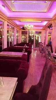 Hotel Avenue Deluxe