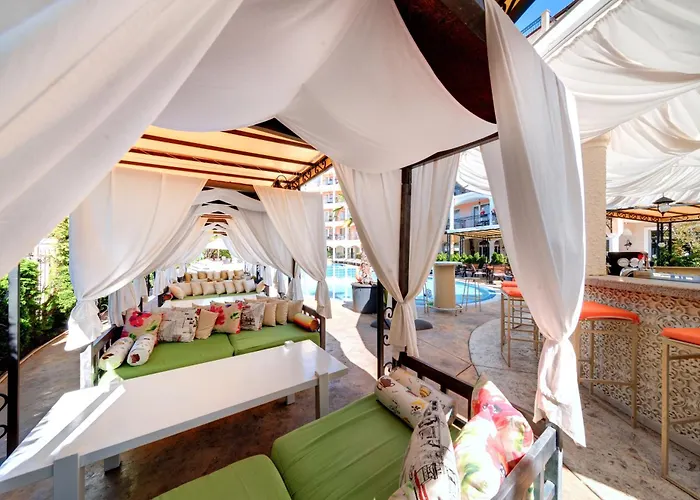 Avenue Deluxe Sunny Beach