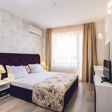 מלון Avenue Deluxe סאני ביץ'