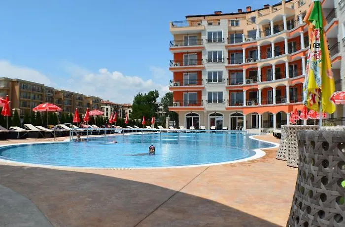 Hotel Avenue Deluxe 4*